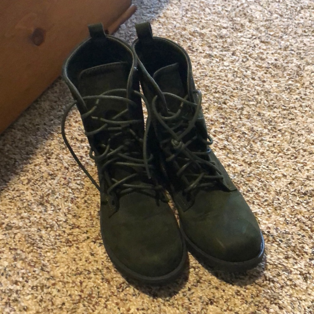 Catherine malandrino boots